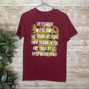 NWOT Harry Potter Gryffindor Tee